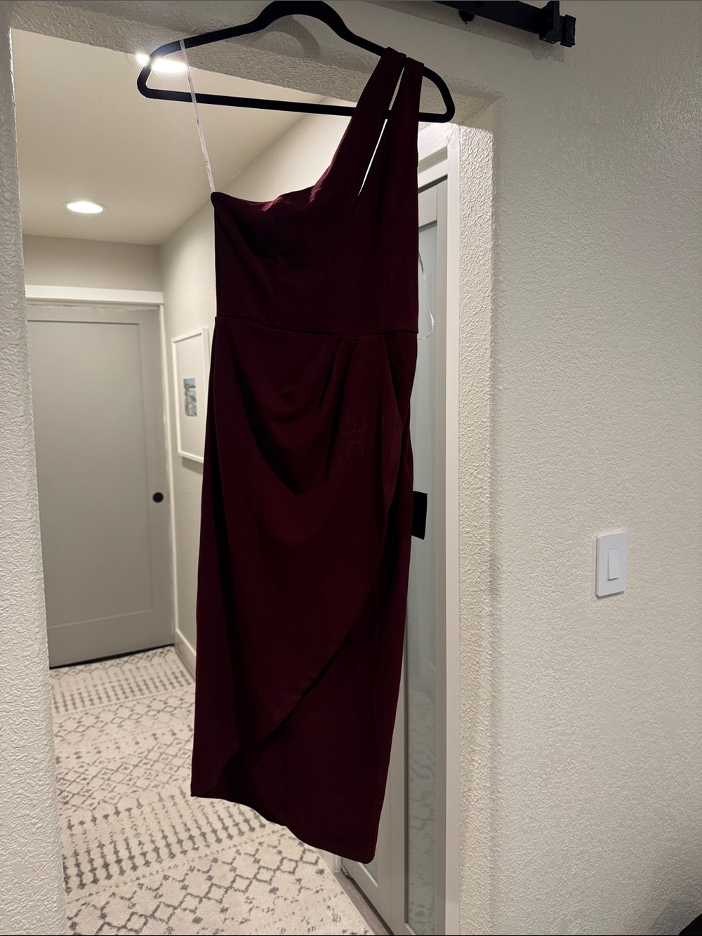 Lulu's One-Shoulder Wine Red Midi Dress